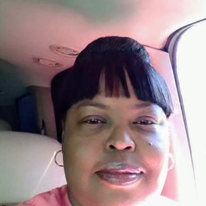 Meet your Posher, Debra